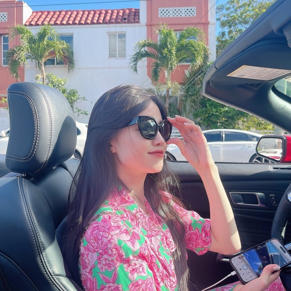 Meet your Posher, Susan - Picture 3 of 7